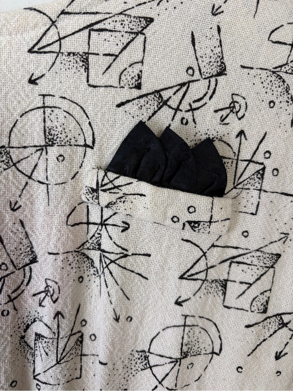 VTG 80s Abstract Wiggle Dress with Hourglass Silhouette - Picture 3 of 9